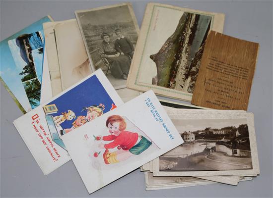 A quantity of assorted postcards